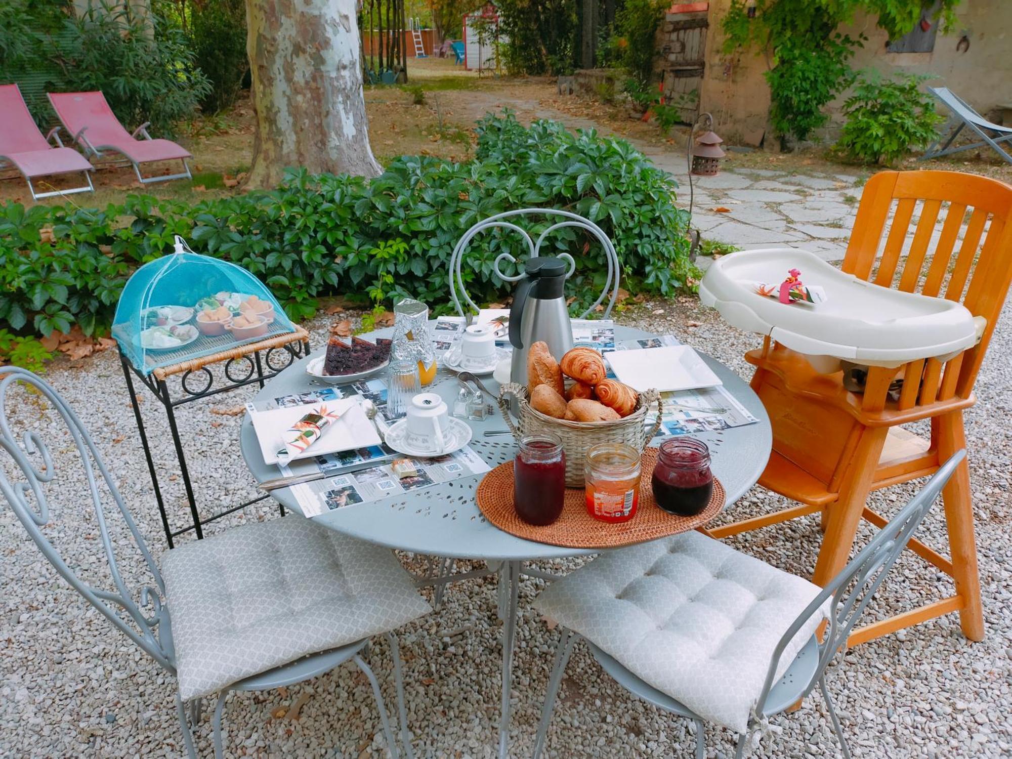 Bed and Breakfast Reve D'Emma Plan-dʼOrgon Exteriér fotografie